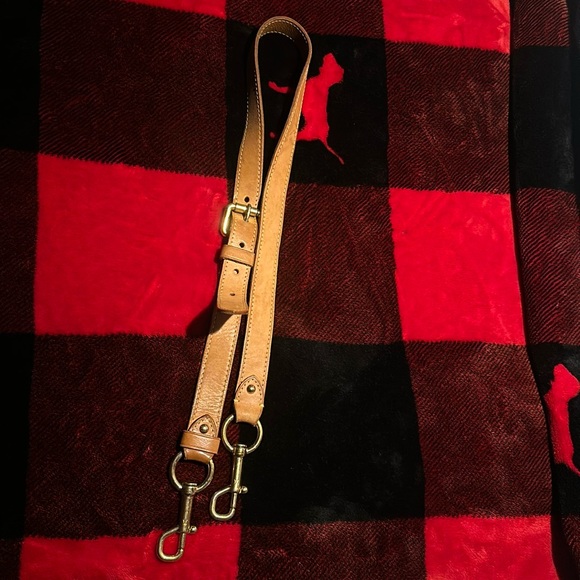 Louis Vuitton Handbags - LOW START AUTHENTIC LOUIS VUITTON VACHETTA LEATHER PURSE STRAP WITH ADJUSTABLE